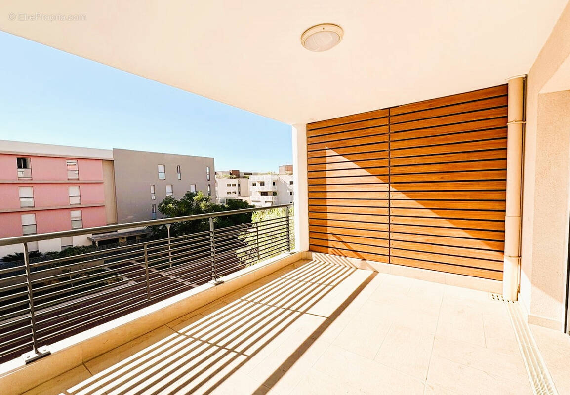 Appartement à FREJUS