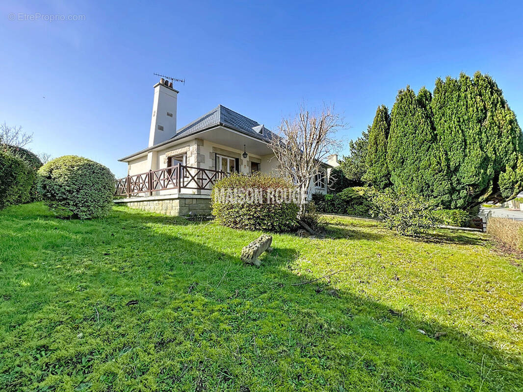 Maison à MINIAC-MORVAN