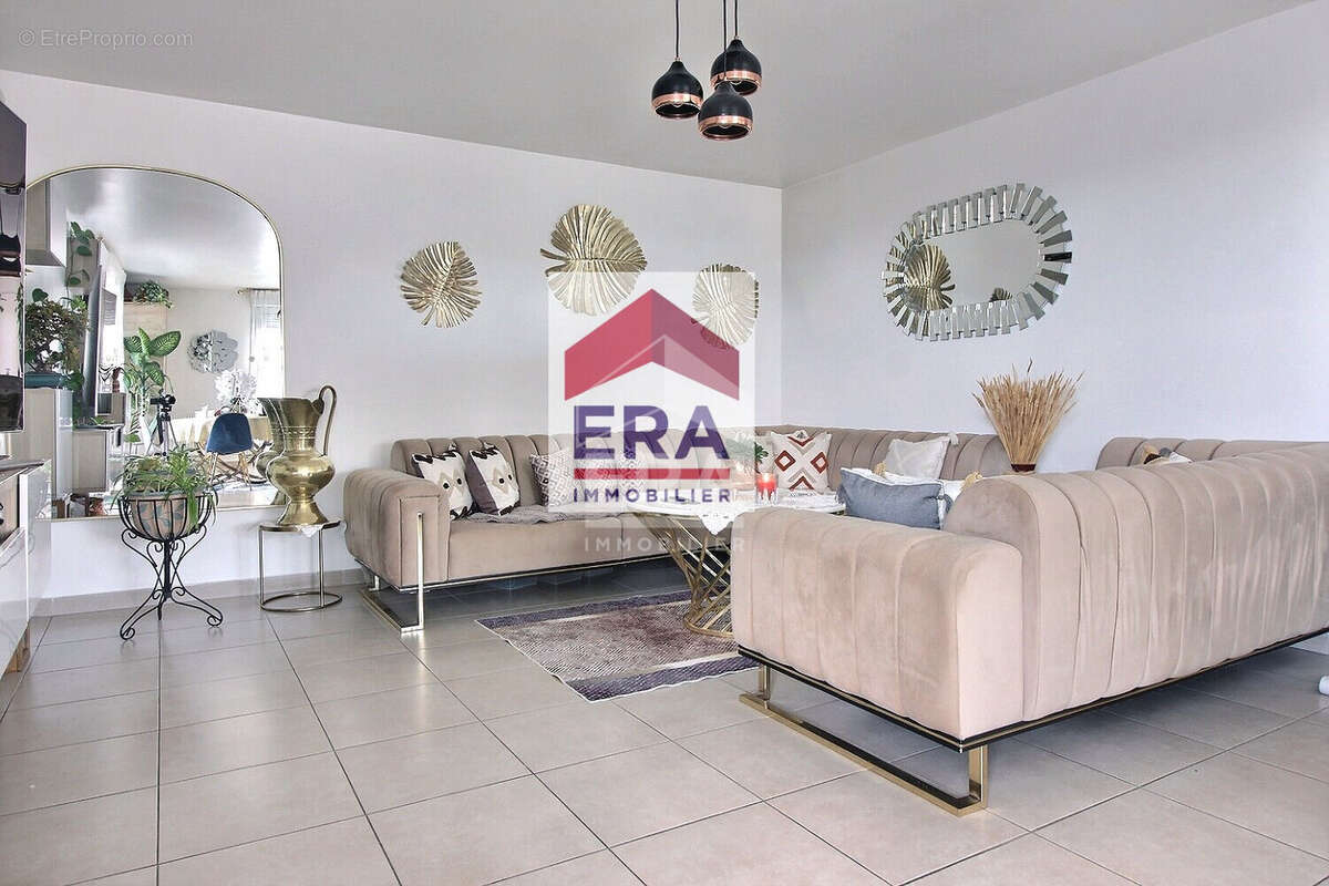 Appartement à EPINAY-SUR-SEINE