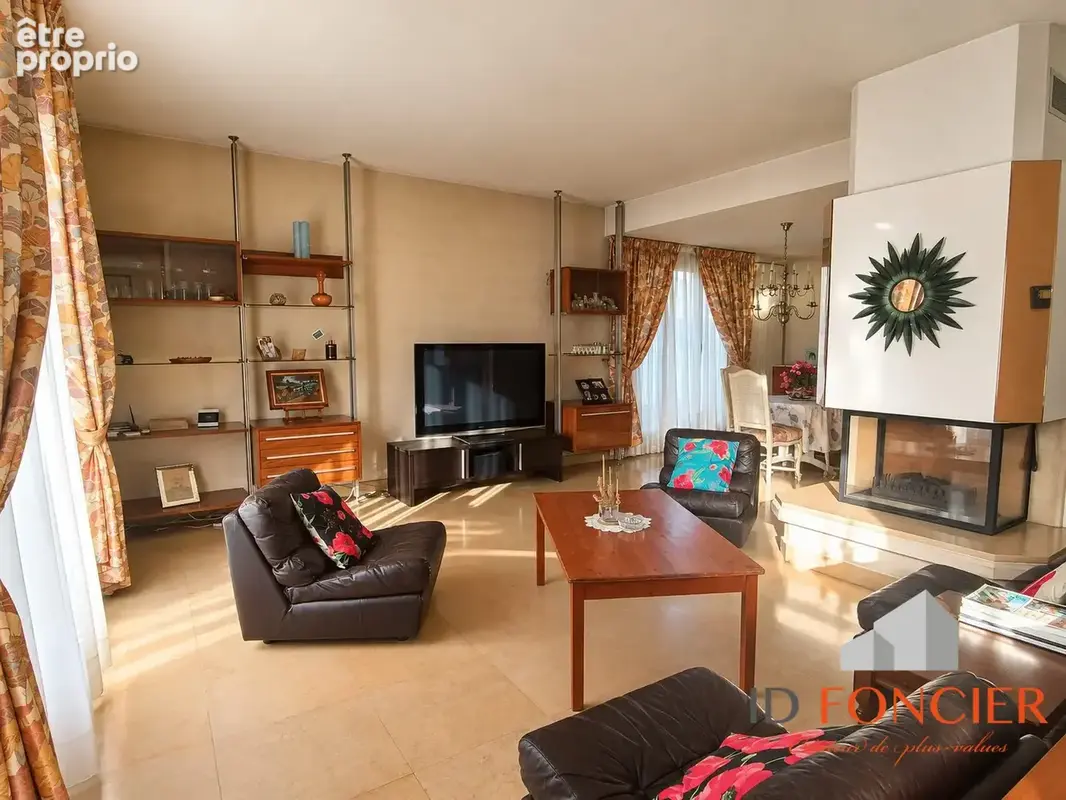 Maison 5 pièces 140 m² à vendre à Viry-Chatillon (91170) - photo 4