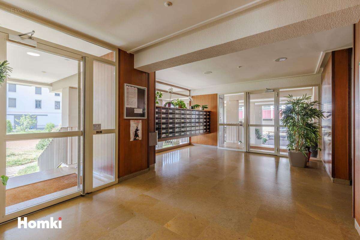 Appartement T3 de 74 m² à Lyon 69006, Rue de la Gaité - photo 8