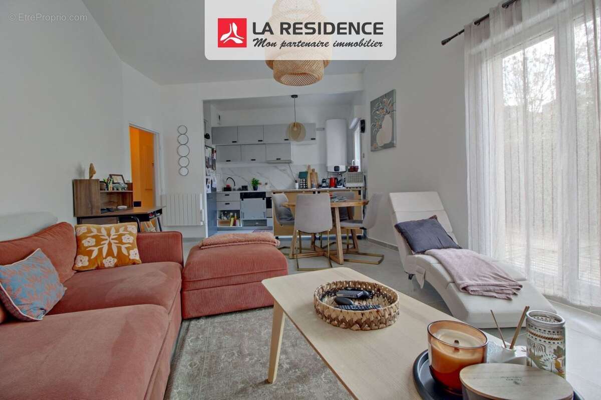 Appartement 65 m² à Cergy  - photo 4