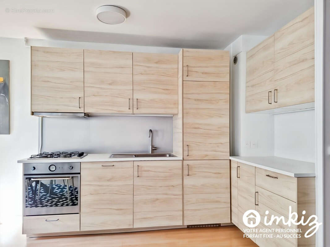 Appartement à PARIS-20E