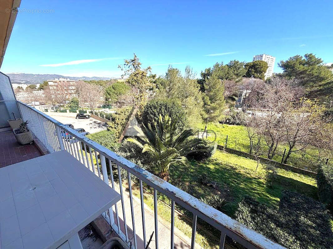 Appartement à MARSEILLE-13E