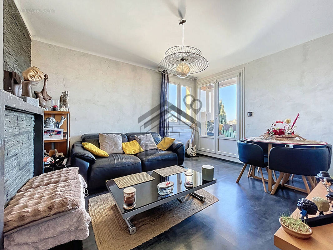 Appartement à MARIGNANE