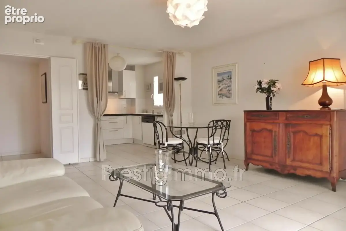 Appartement 70 m² à Mandelieu-La-Napoule  - photo 7
