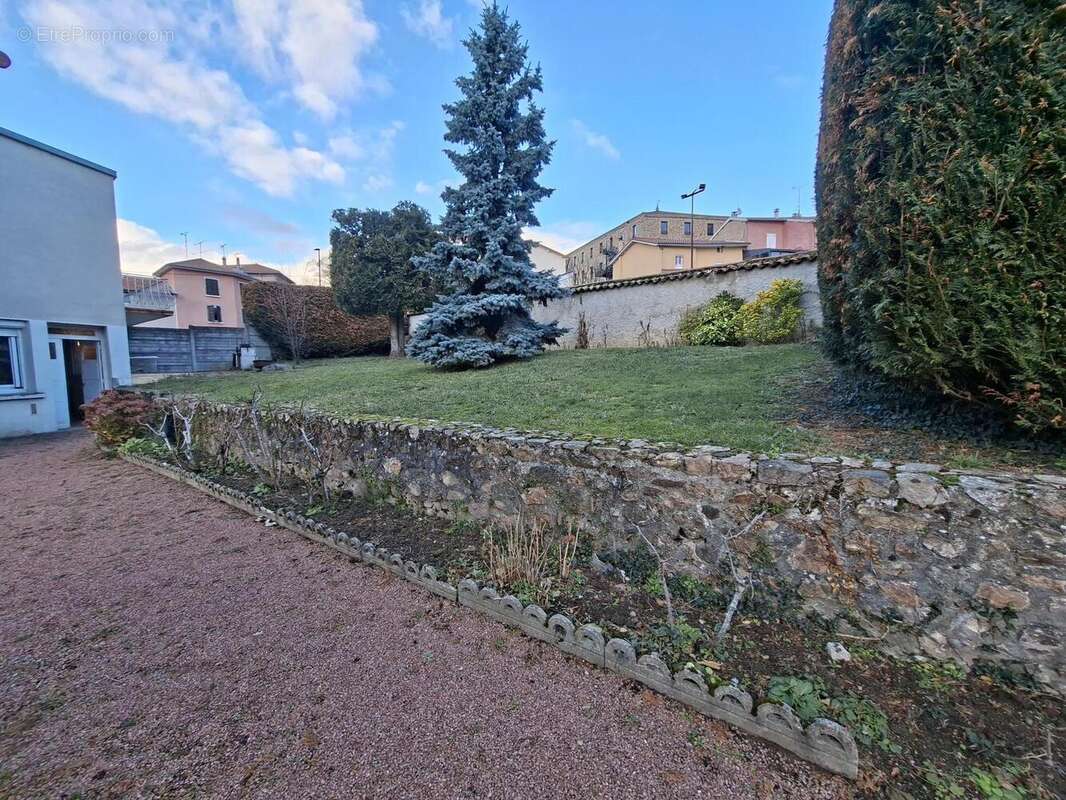 Photo 5 - Maison à PANISSIERES