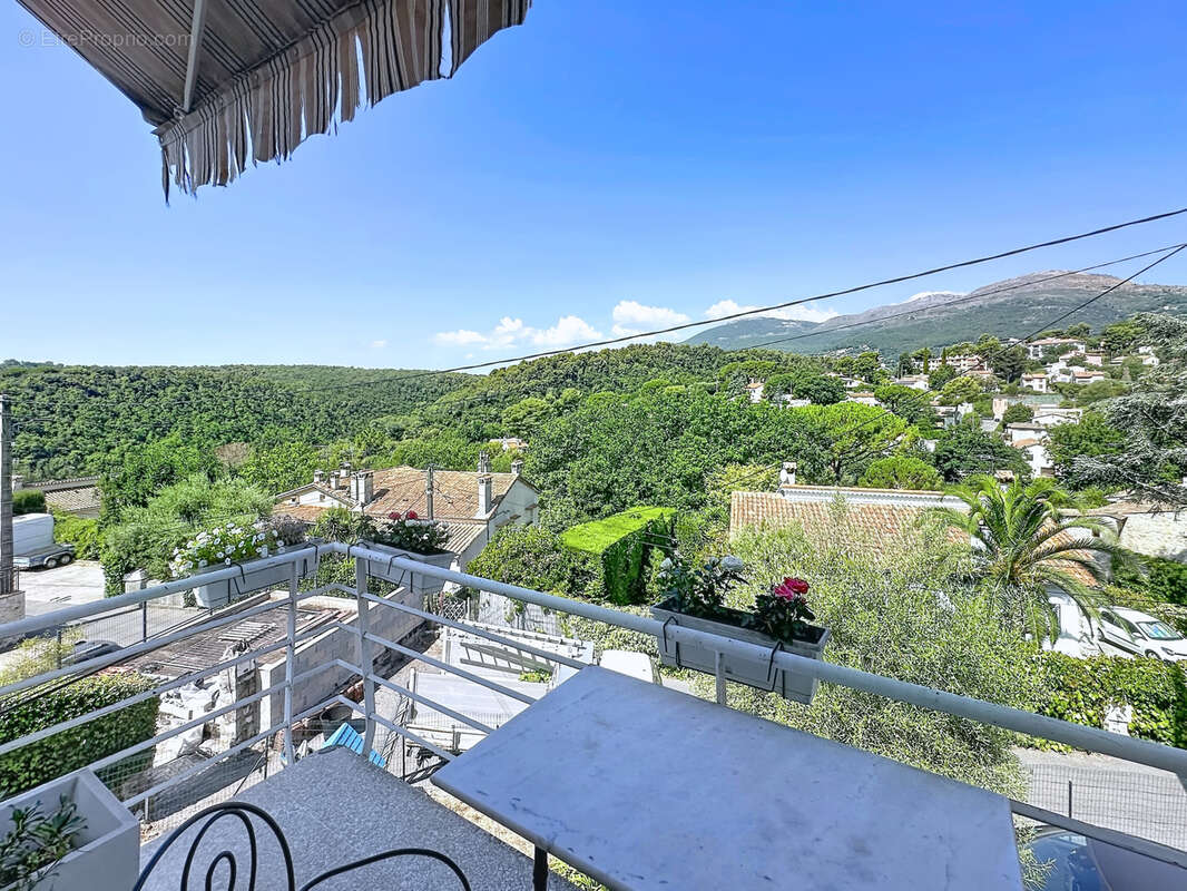 Haut de villa avec jardin privatif et piscine   Vence, quartier de l'Ara - photo 12