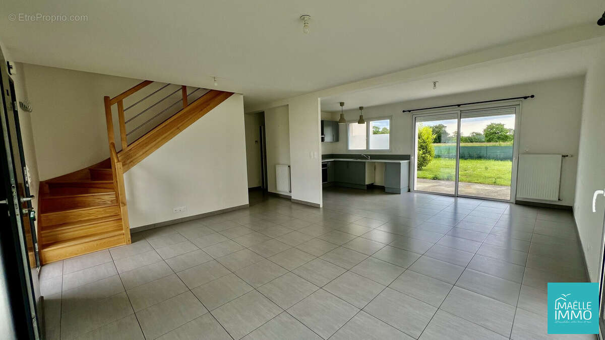 Maison à PLESSIX-BALISSON