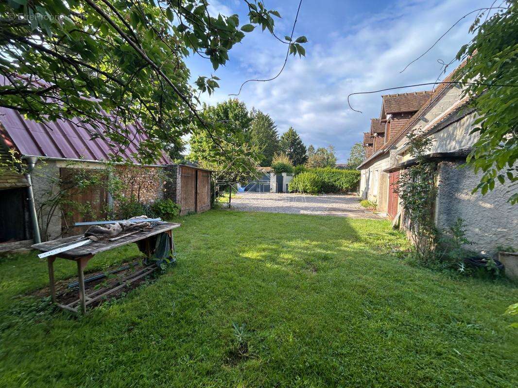 Maison à LA BOISSIERE
