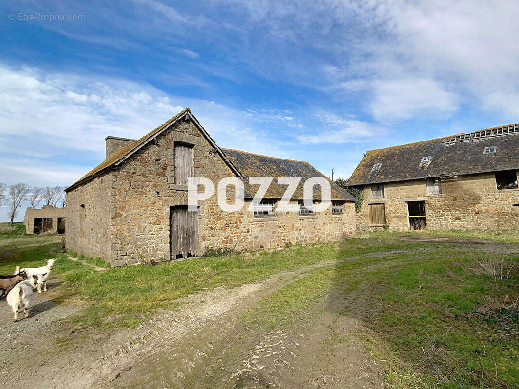 Maison à ROZ-SUR-COUESNON