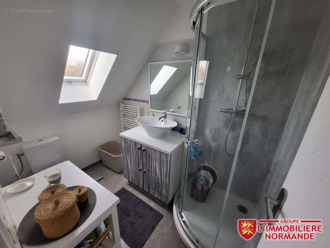 Maison à BONNIERES-SUR-SEINE