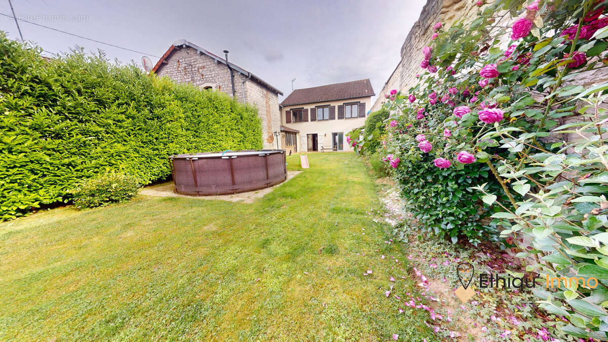 Maison 151 m² à Bayel  - photo 5