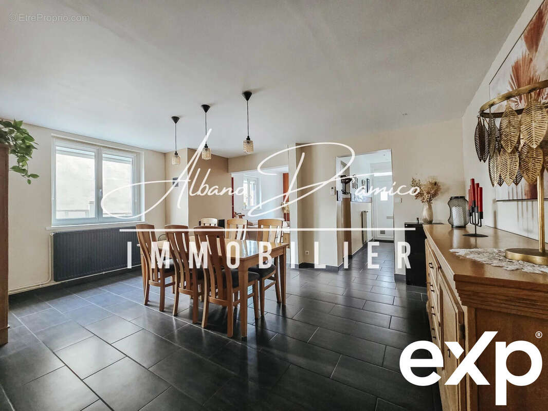 Maison à LIEU-SAINT-AMAND