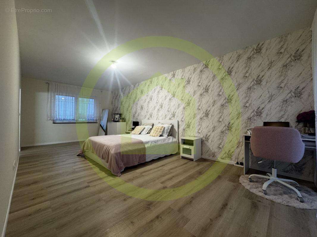 Maison à LEXY