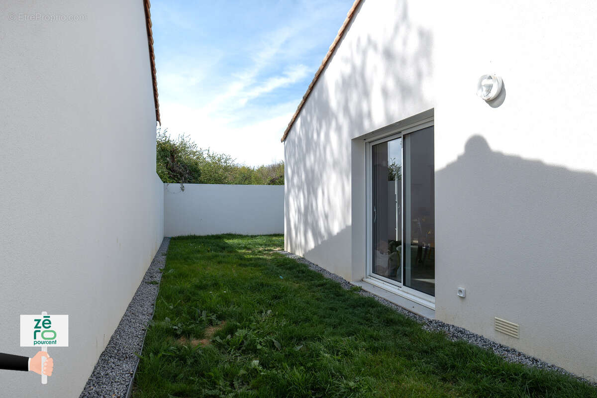 Maison à FROIDFOND