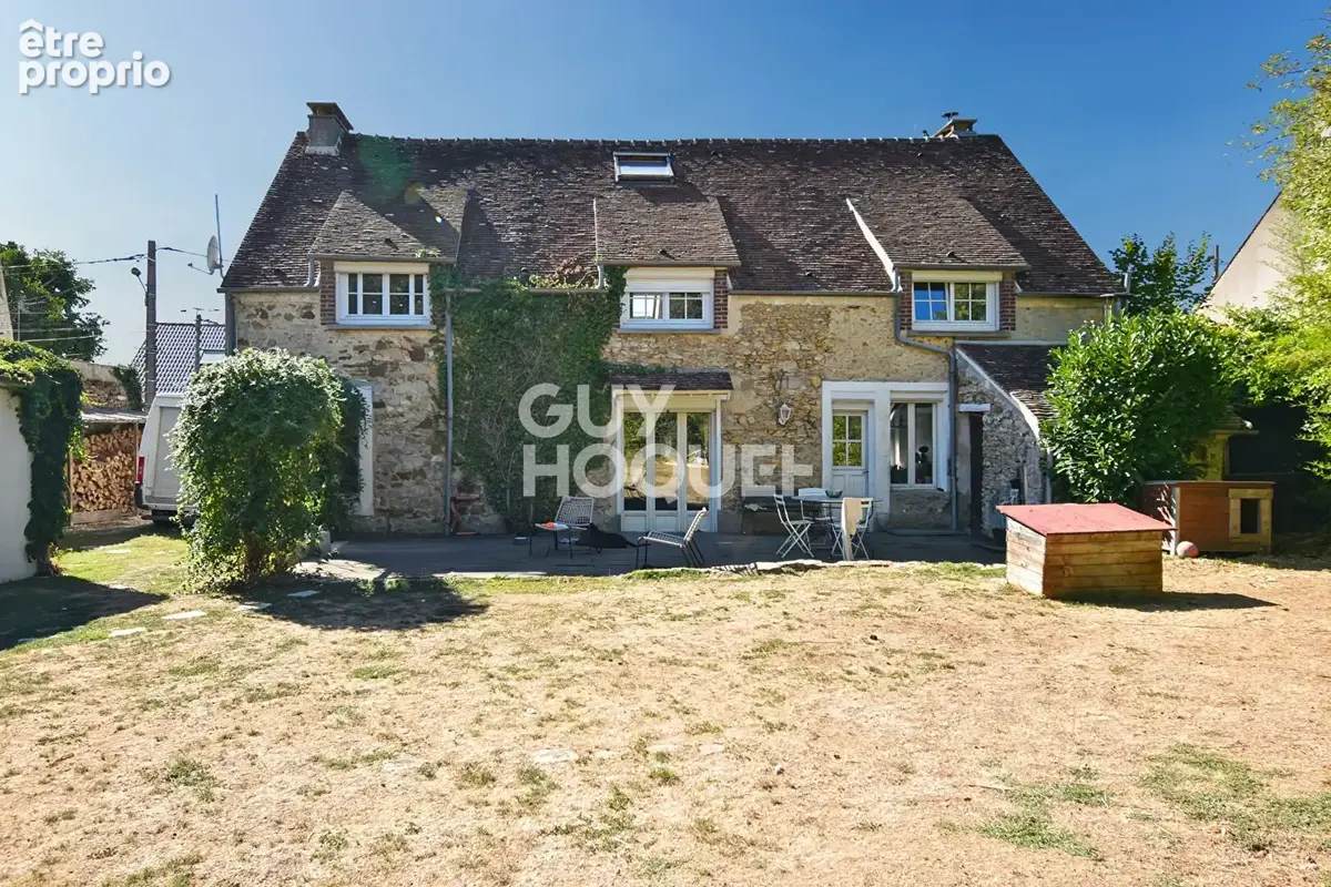 Photo Maison à Lumigny-Nesles-Ormeaux au prix de 368 000€