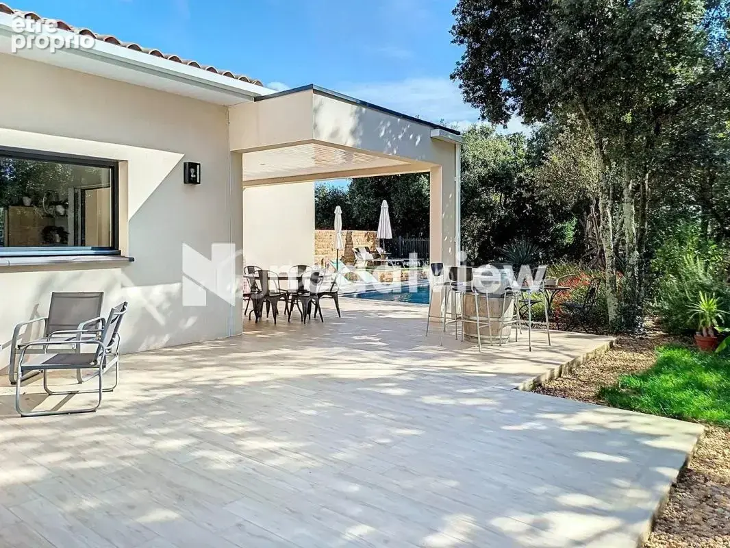 *** Villa d’architecte avec piscine à débordement et T2 indépendant – grand garage - proche Pic Saint-Loup / Montpellier Nord –  - photo 4