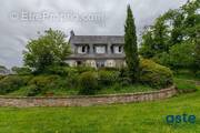 Maison à BOHARS