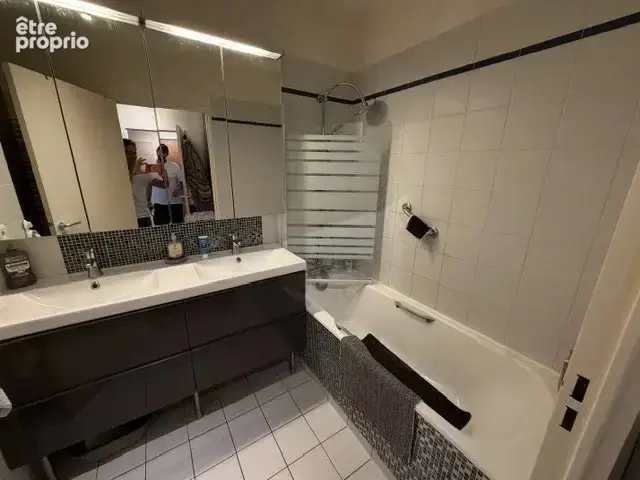 TRES BEL APPARTEMENT 3 PIECES dans bel immeuble de standing - photo 5