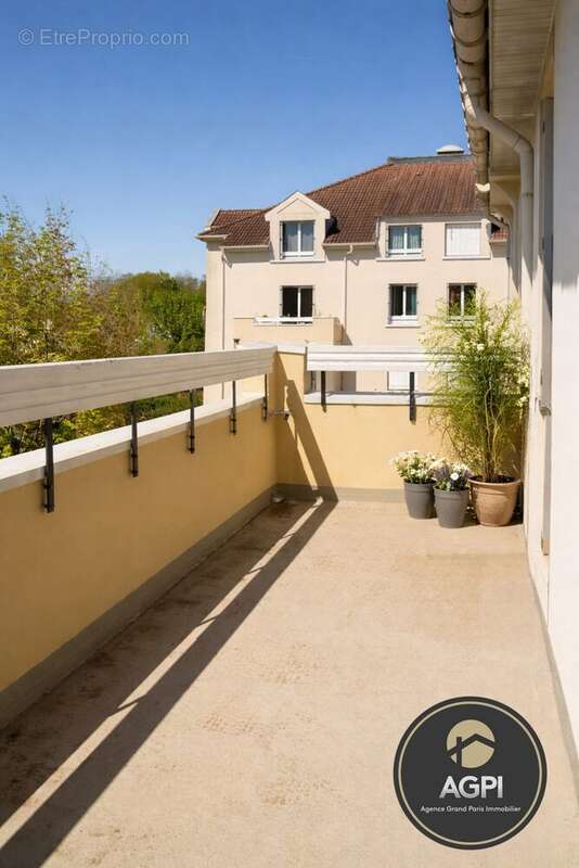 Appartement à GIF-SUR-YVETTE