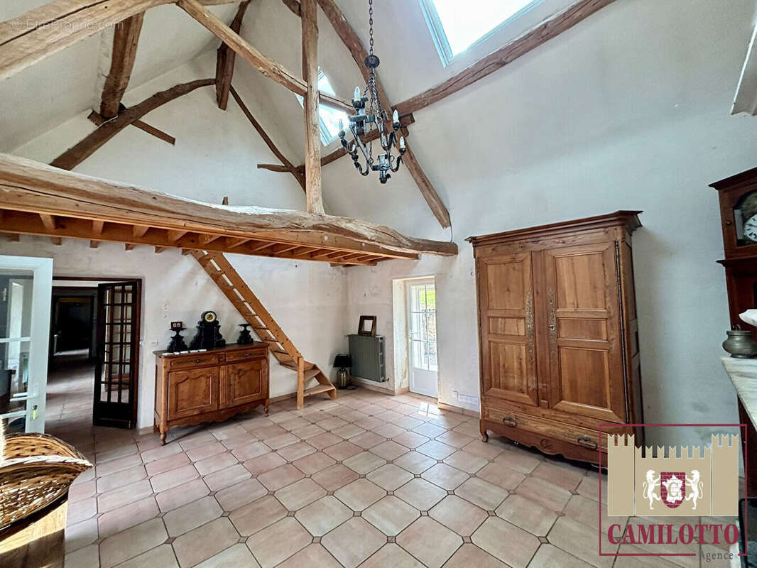 Maison à NOGENT-LE-ROI