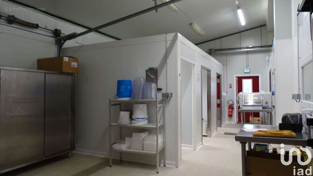 Photo 9 - Commerce à PUYLAURENS