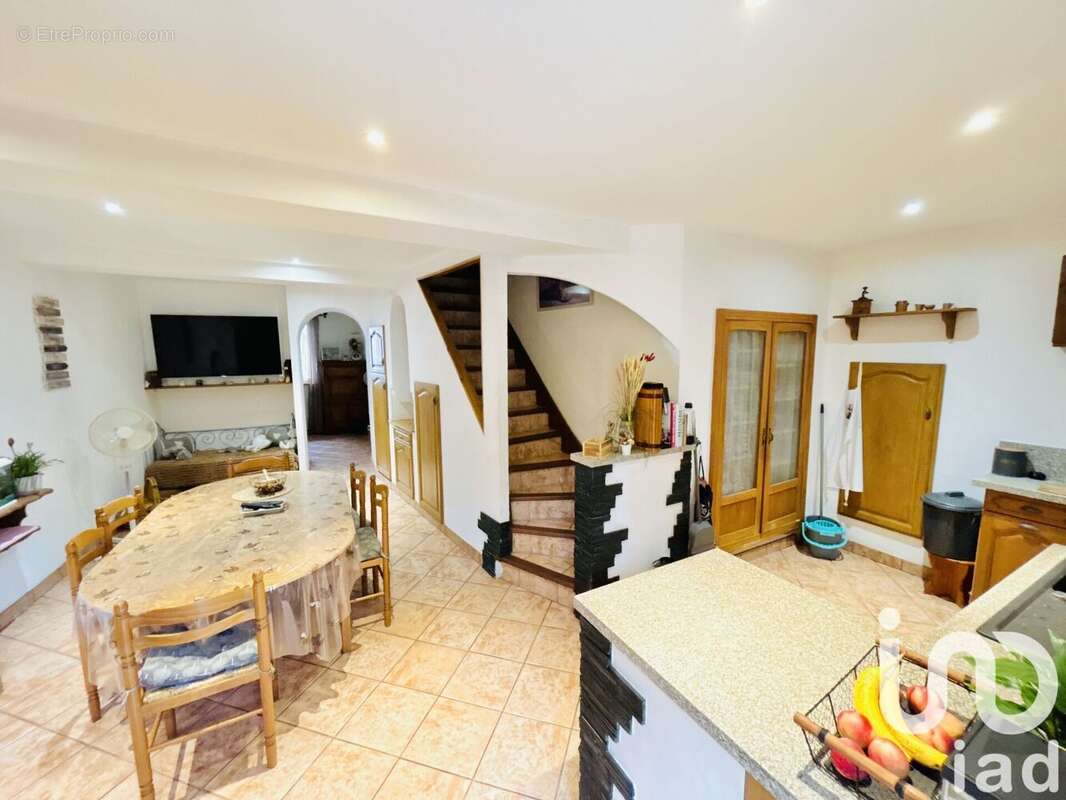 Photo 4 - Maison à SAINT-THIBERY