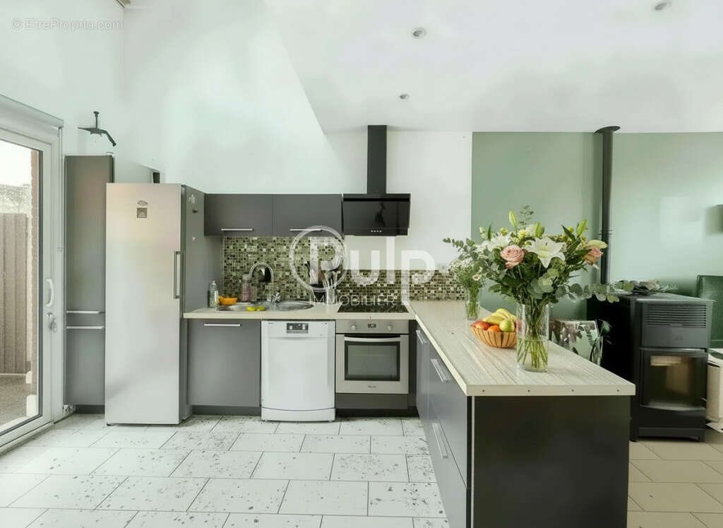 Ferme individuelle semi plain pied -4 chambres - Garage - Jardin - photo 7