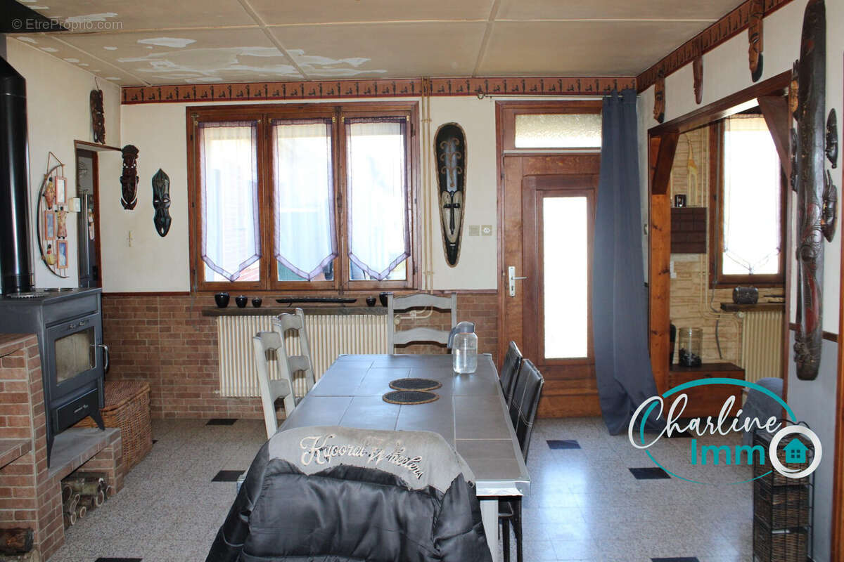 Maison à EPAUMESNIL