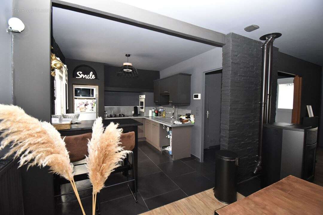 Maison 87 m² à Dallon  - photo 8