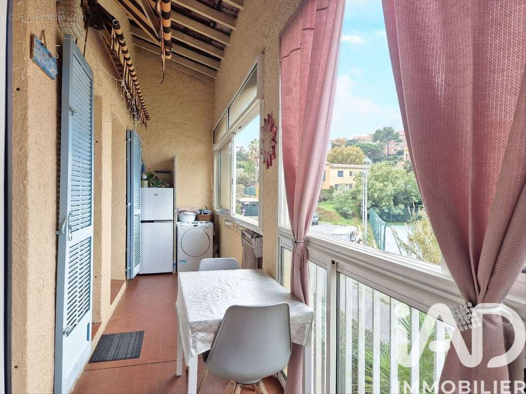 Photo 2 - Appartement à LA CROIX-VALMER