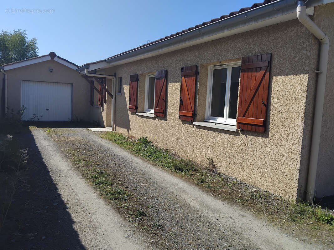 Maison à FEURS