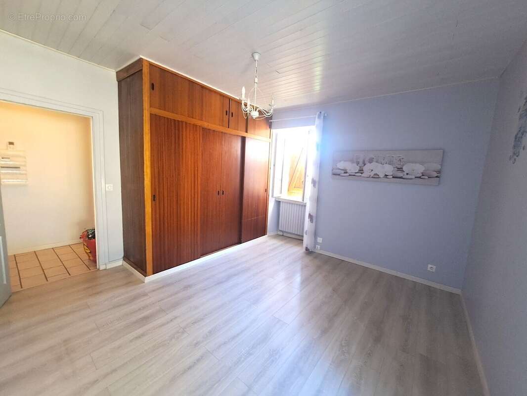 Maison à CAMPAGNAC-LES-QUERCY