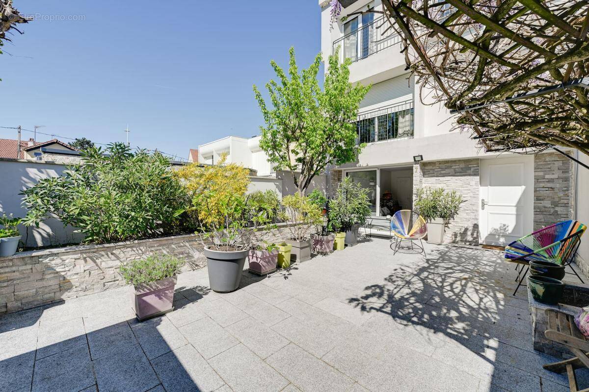 Maison à NANTERRE