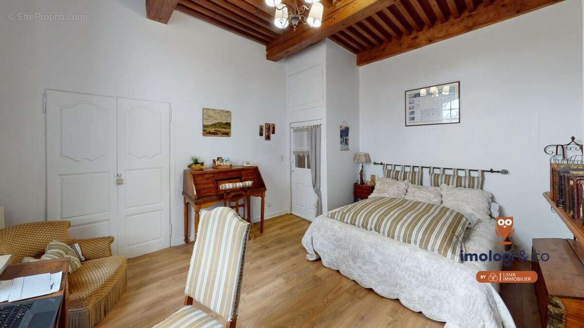 Maison à OYE-ET-PALLET