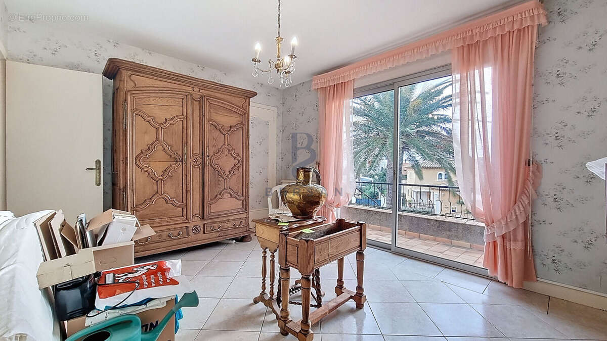 Maison à FREJUS