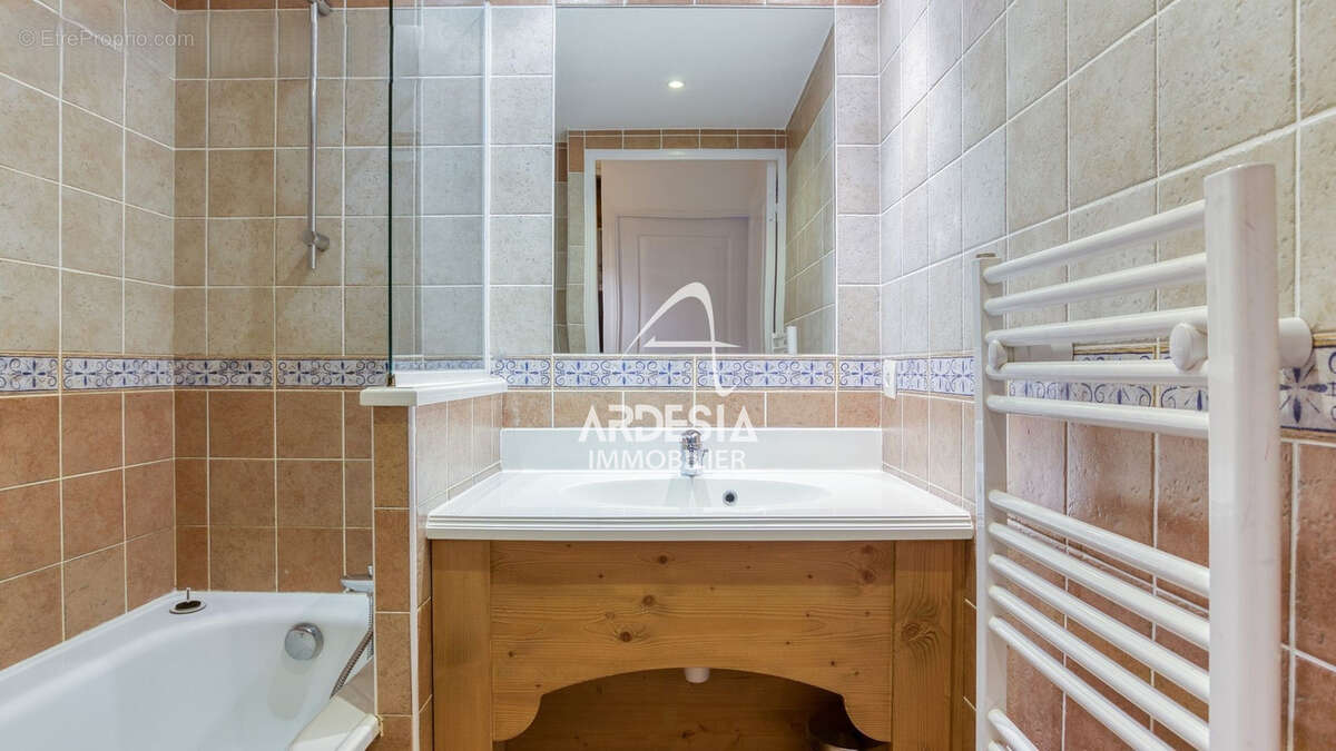 Appartement à LE CHATEL