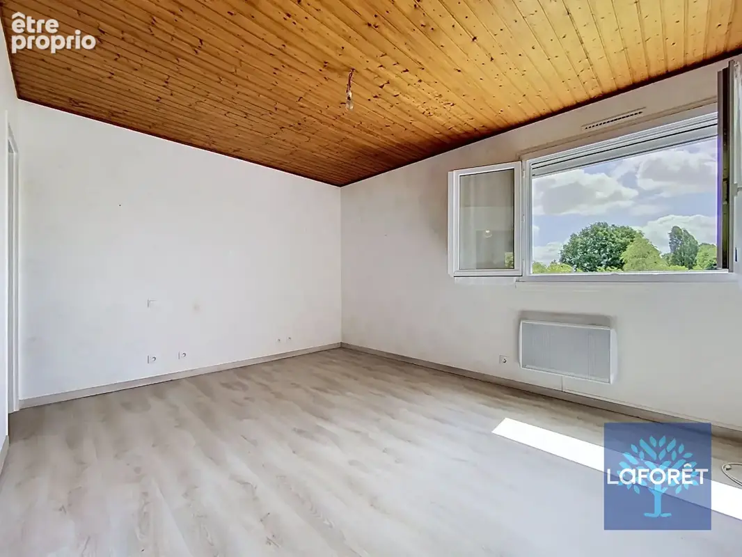 Maison de ville 107 m² à Chantonnay - photo 9
