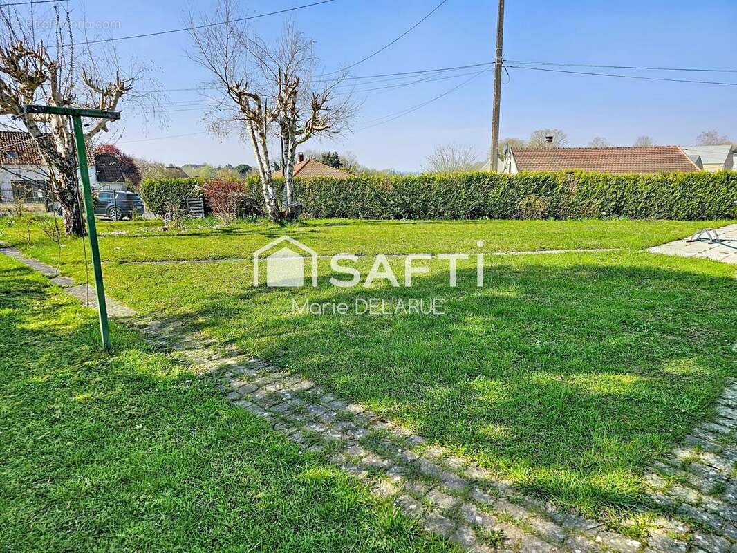 Photo 2 - Maison à VILLERS-COTTERETS