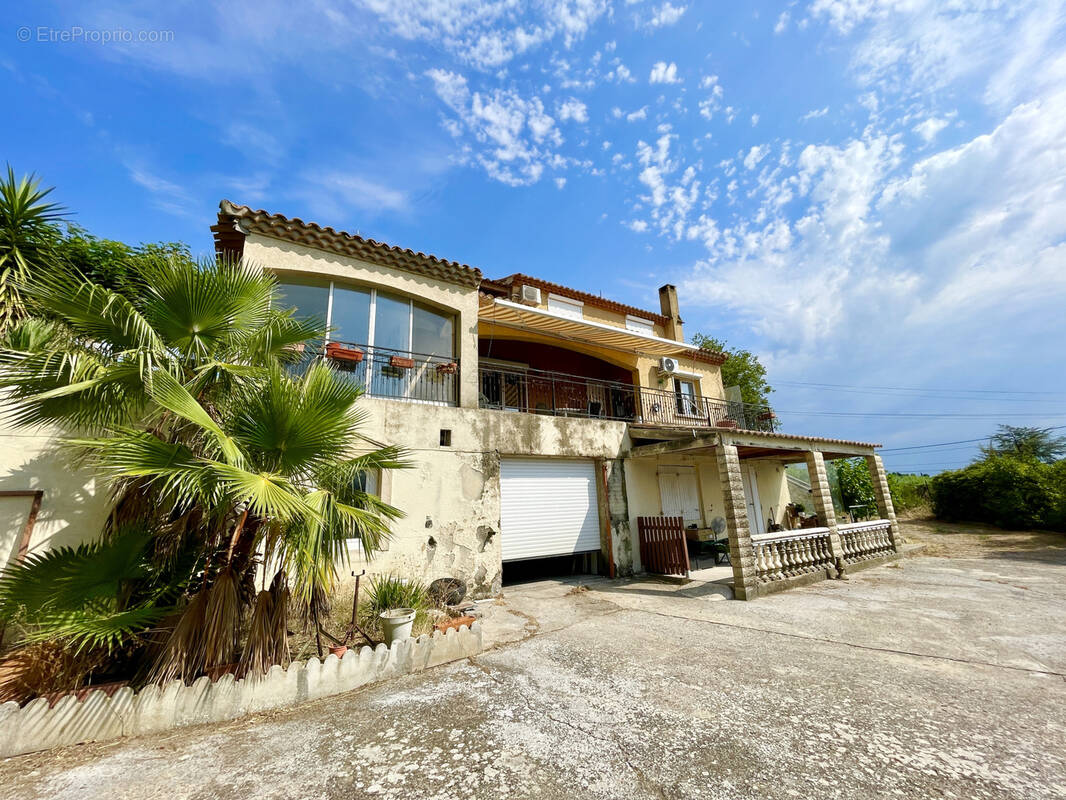 Maison à LE POUGET