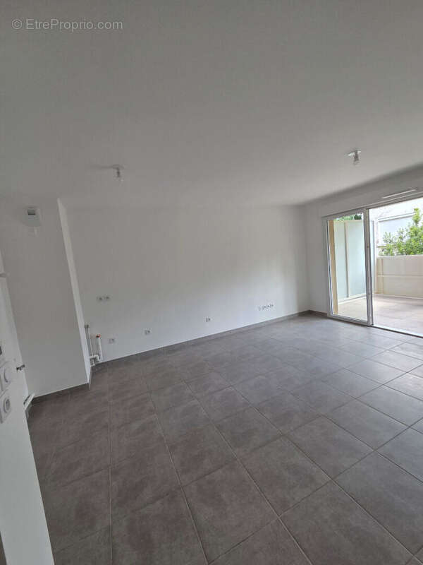 Appartement à SALON-DE-PROVENCE