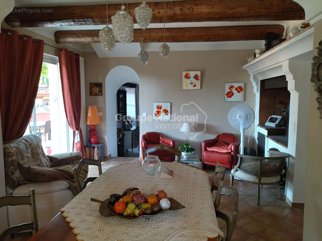Le Luc - Bastide avec 3 logements, 20 pièce(s) 480 m2, piscine, terrain de 3744m2 - photo 6