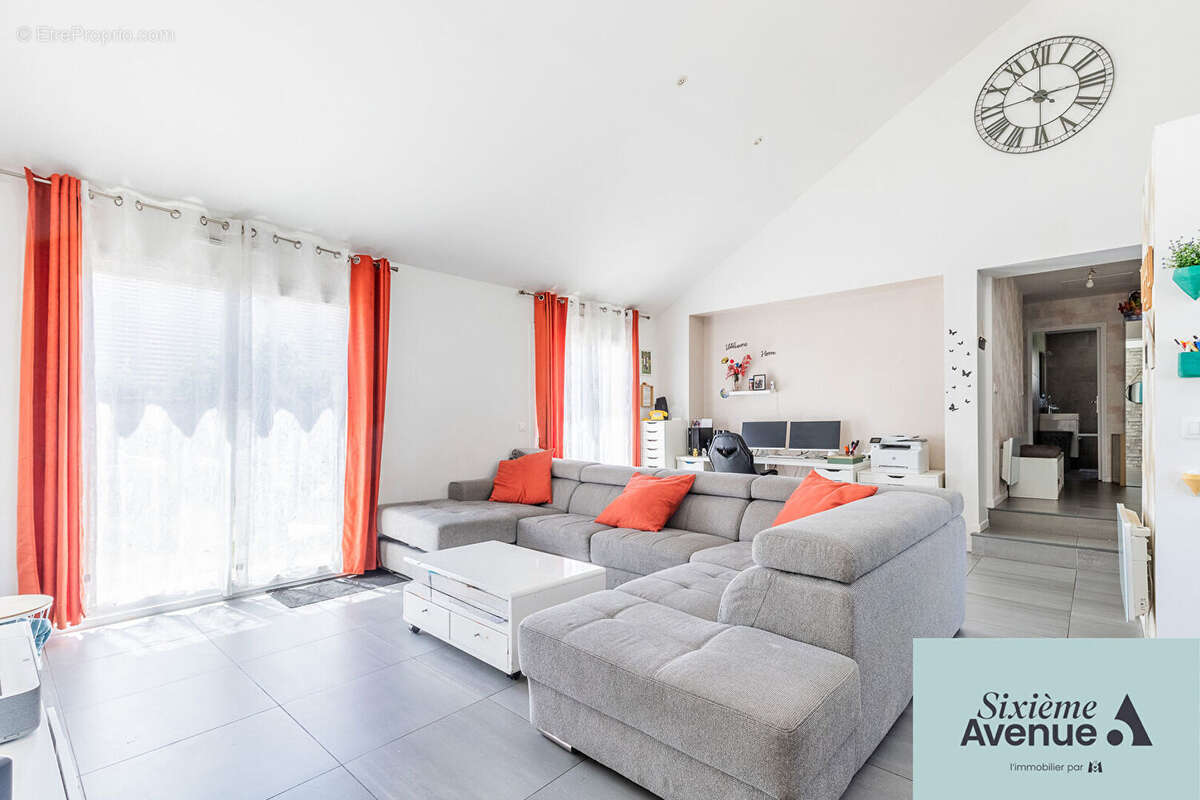 Maison à SAVIGNY-SUR-ORGE