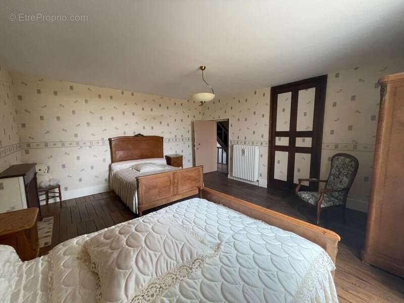 Maison  sur 8853 m2  avec étang, jardin plat et dépendances - photo 20