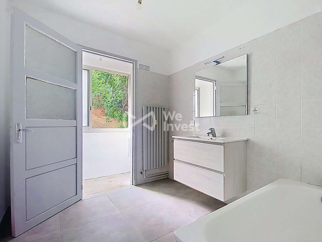Appartement 91 m² à Irigny  - photo 4