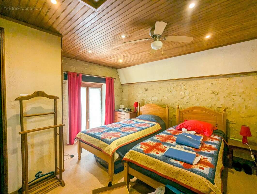 Maison à SARLAT-LA-CANEDA