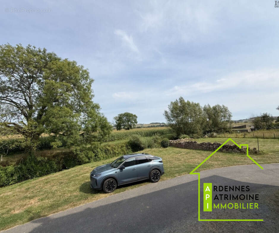 Maison à LA FERTE-SUR-CHIERS