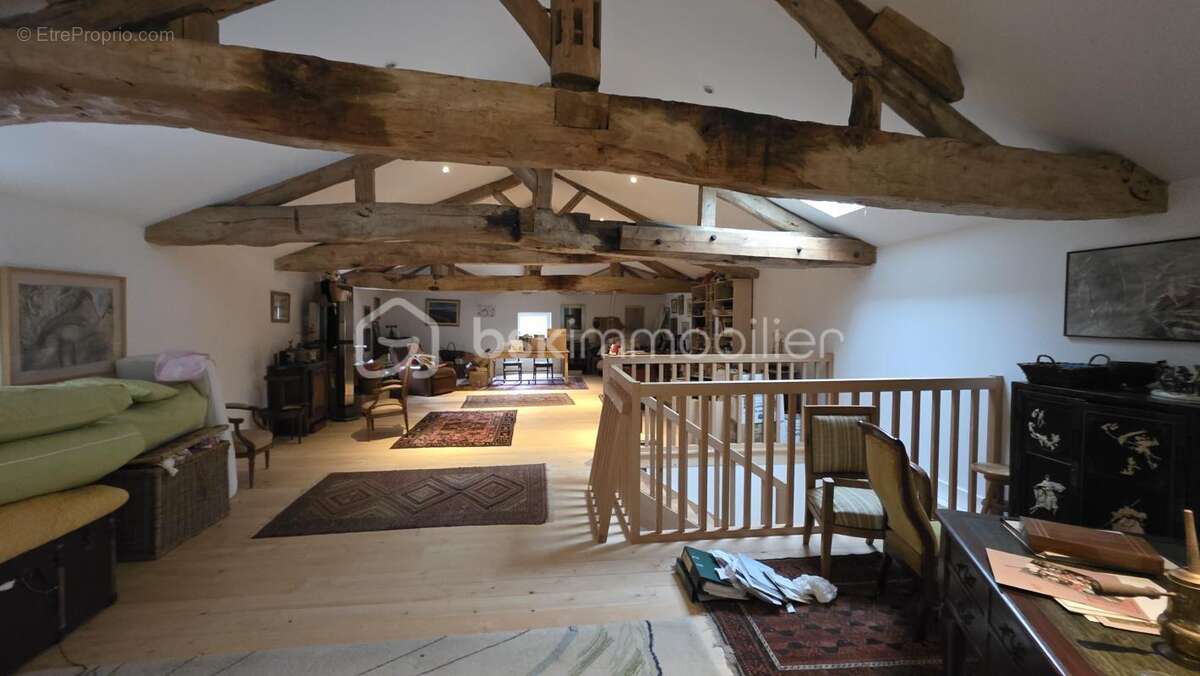 Moulin et dependances -jardin de 4 hectares - photo 24