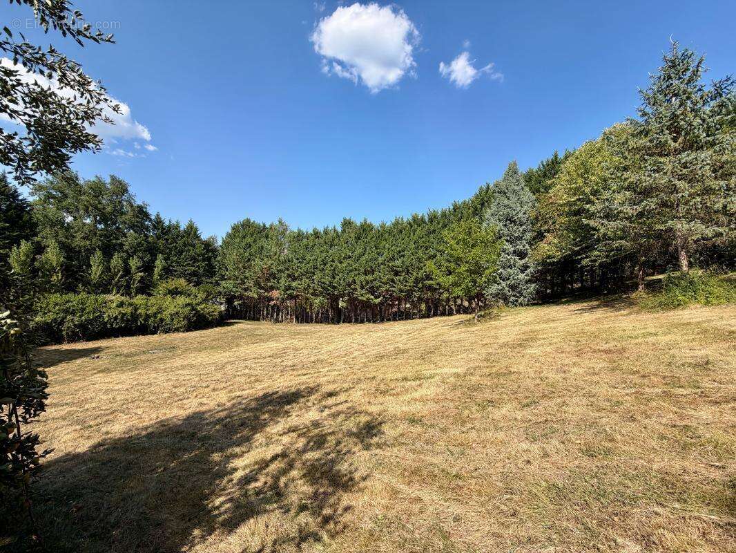 Terrain situé à 150m du bourg de VERGT - photo 5